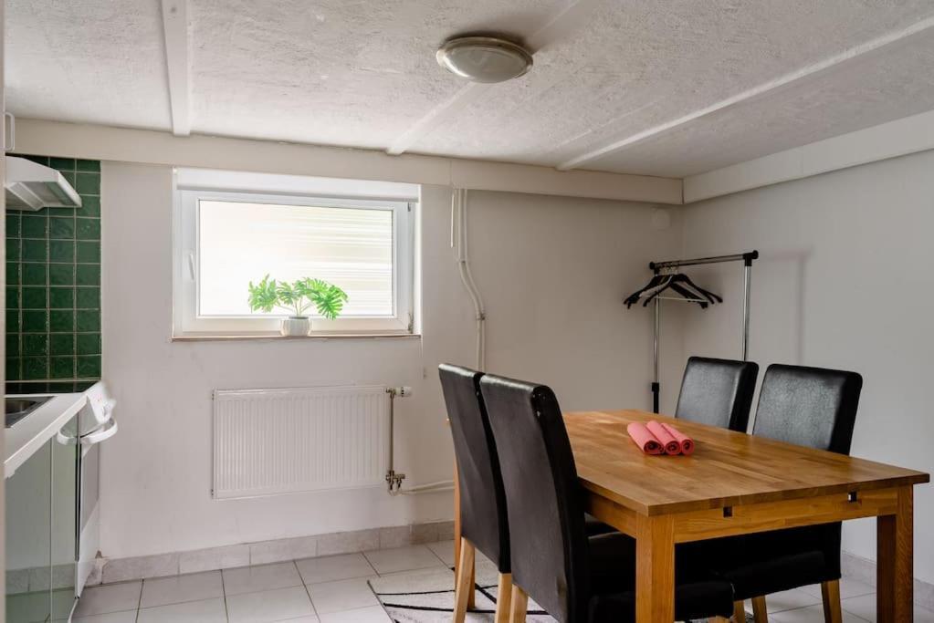 Kattarp Cellar Free Parking & Private Entrance Malmo