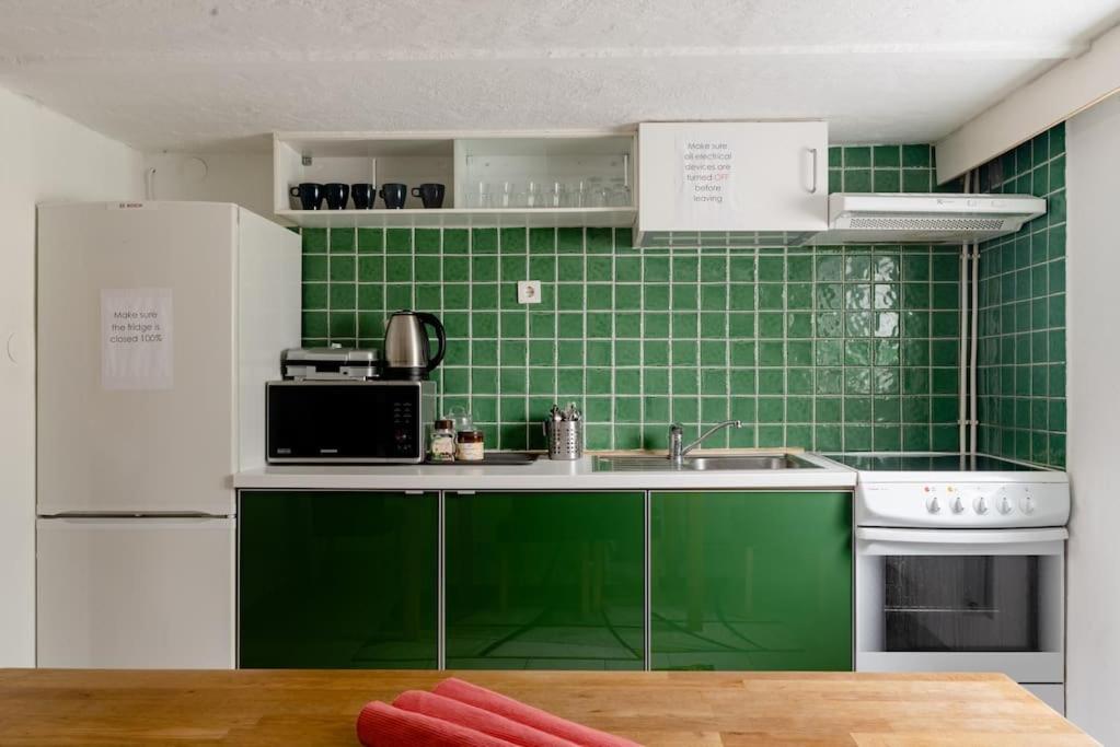 Apartment Kattarp Cellar Free Parking & Private Entrance